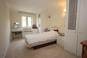 Bedroom- click for photo gallery